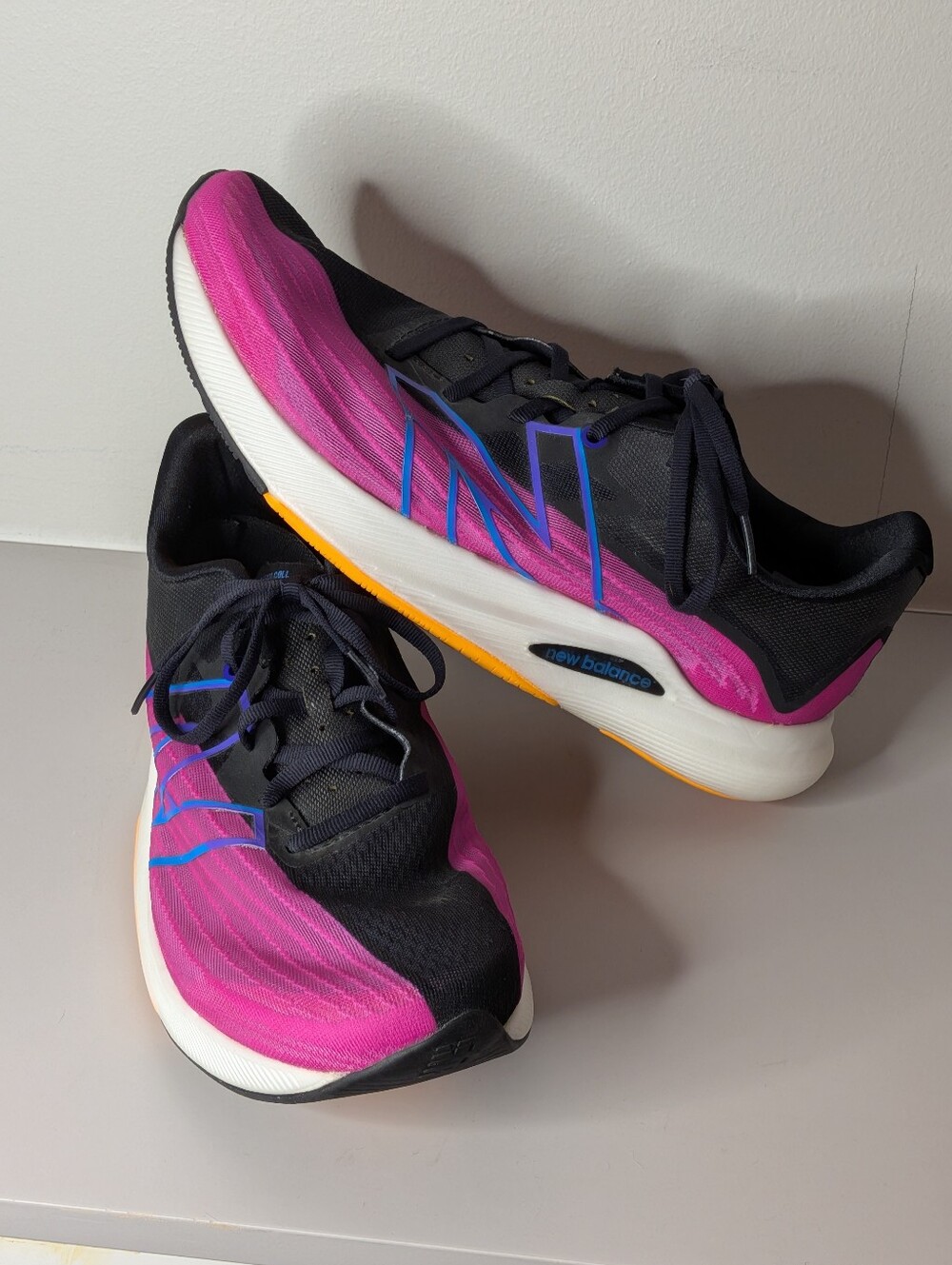 New Balance Fuel Cell Rebel V2